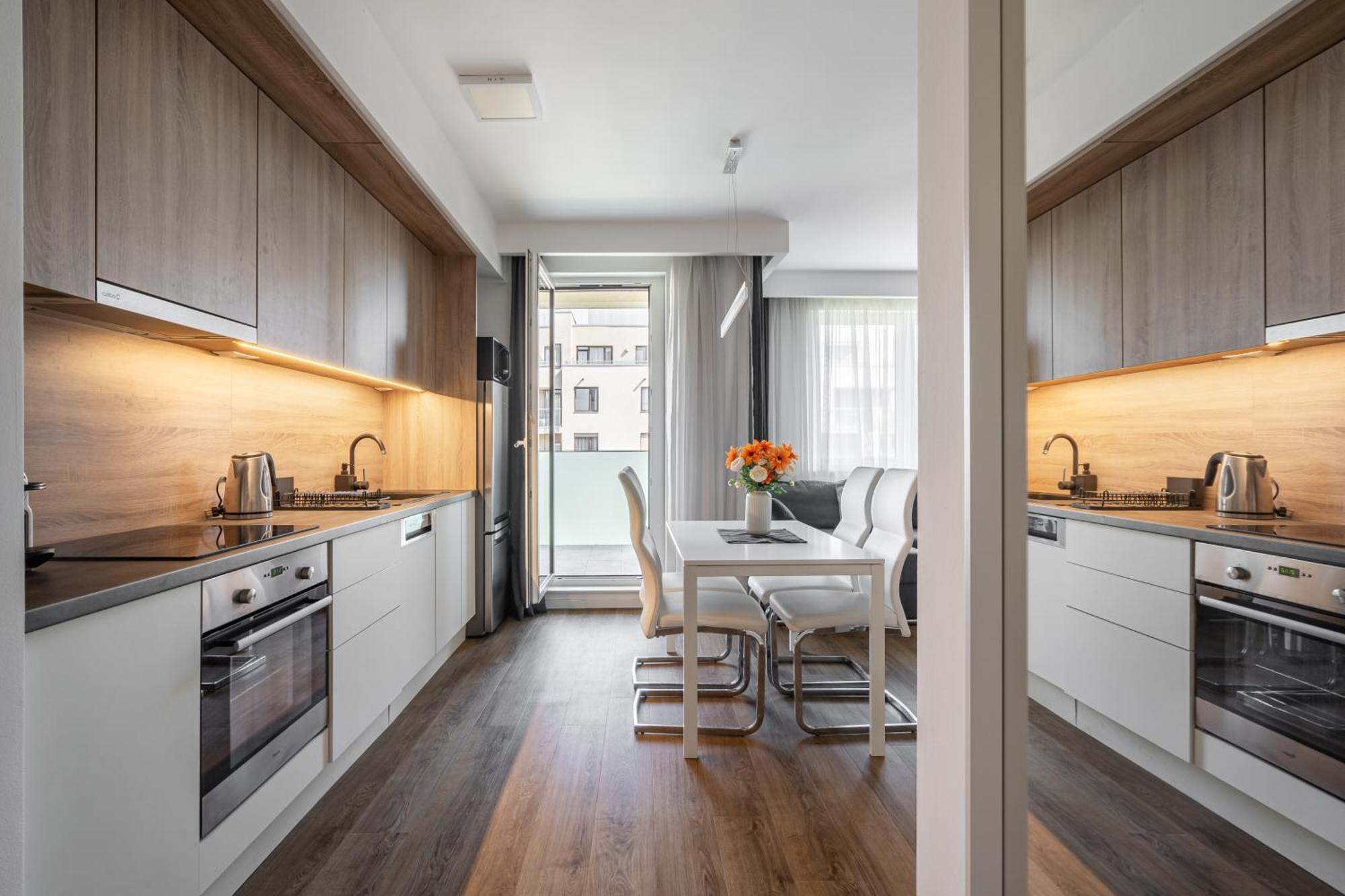 Corvex With Balcony דירה *